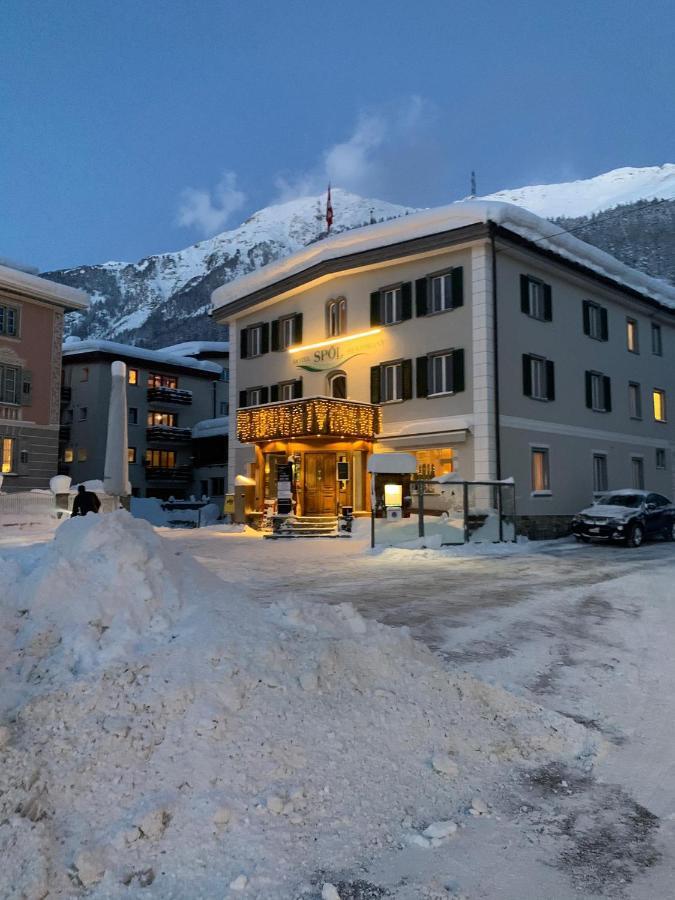 Hotel Spoel Restaurant Zernez Esterno foto